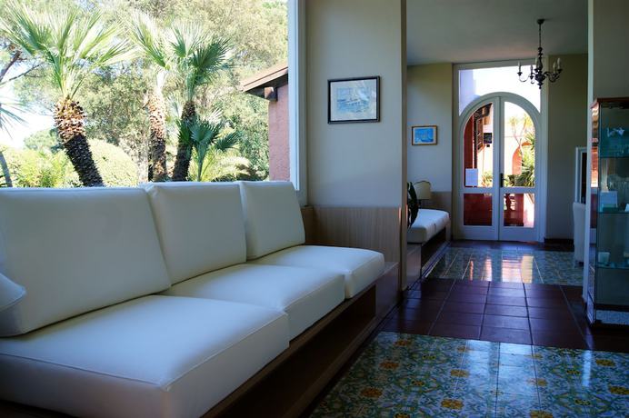 Imagen de los interiores del Hotel Residence Villa San Giovanni. Foto 19