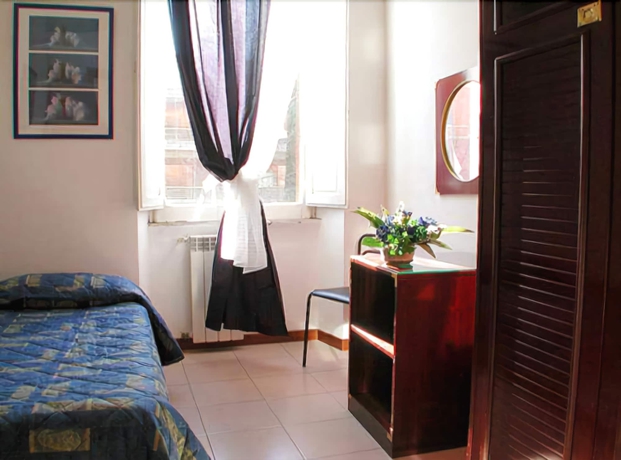 Imagen de la habitación del Hotel Residence Villa Tassoni. Foto 10