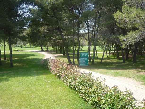 Imagen de los exteriores del Hotel Residence Village D'oc. Foto 11