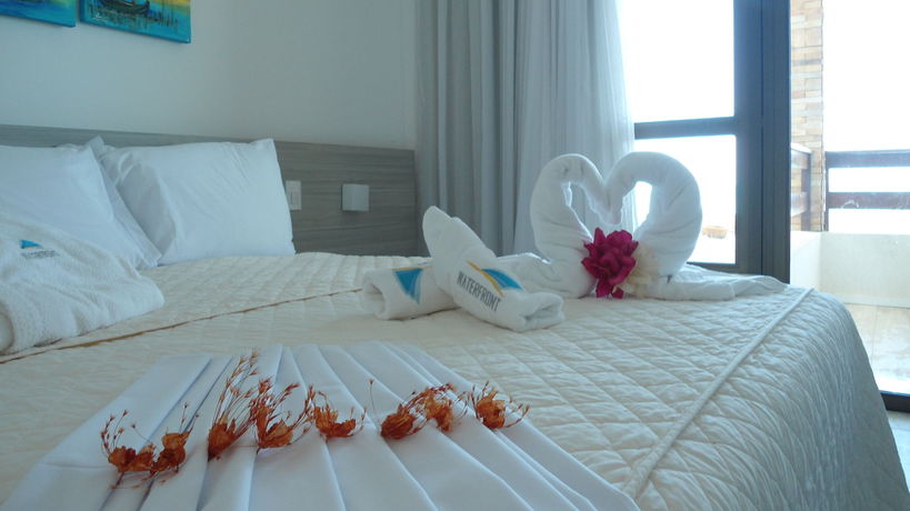 Imagen de la piscina del Hotel Residence Waterfront. Foto 15