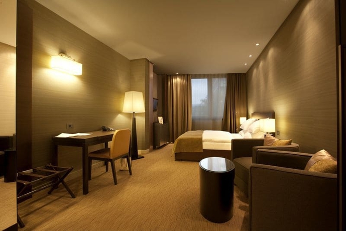 Imagen de la habitación del Hotel Residence, Zagreb. Foto 8