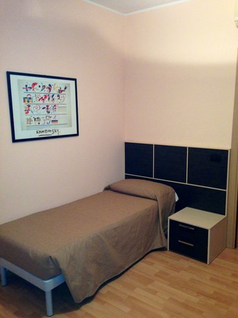 Imagen de la habitación del Hotel Residence Zodiaco, Modena. Foto 13