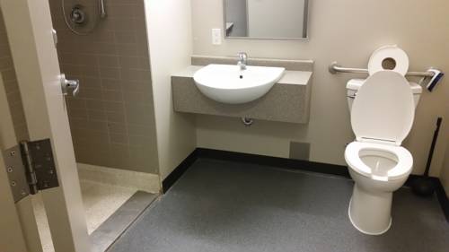 Imagen de la habitación del Hotel Residence & Conference Centre - Merritt. Foto 4