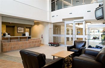 Imagen de los interiores del Hotel Residence and Conference Centre - Barrie. Foto 7