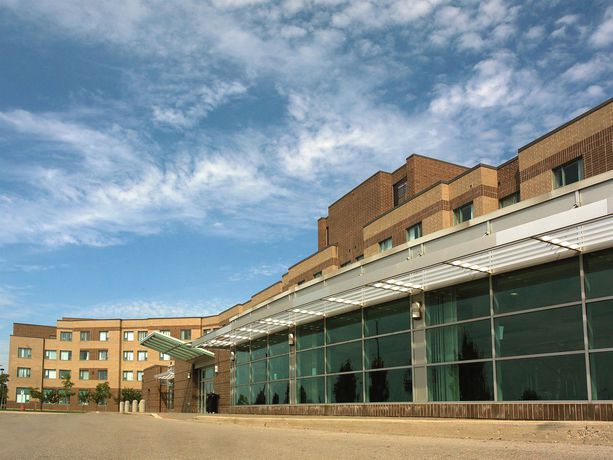 Imagen general del Hotel Residence and Conference Centre - Hamilton. Foto 1
