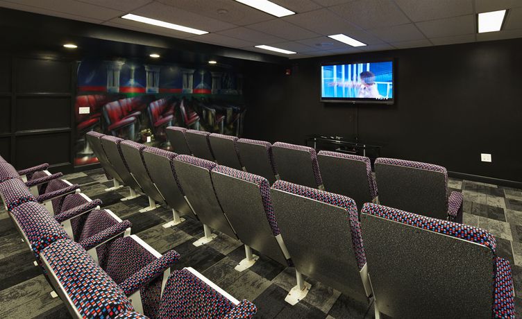 Imagen de los interiores del Hotel Residence and Conference Centre - Hamilton. Foto 12