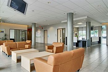 Imagen de los interiores del Hotel Residence and Conference Centre - Kamloops. Foto 11