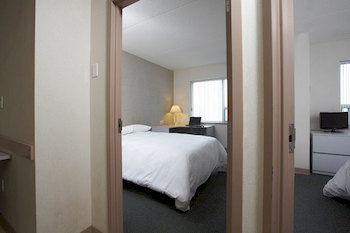 Imagen general del Hotel Residence and Conference Centre - Niagara-on-the-lake. Foto 5