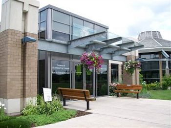 Imagen general del Hotel Residence and Conference Centre - Niagara-on-the-lake. Foto 11