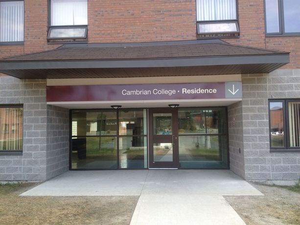 Imagen de los exteriores del Hotel Residence and Conference Centre - Sudbury North. Foto 9