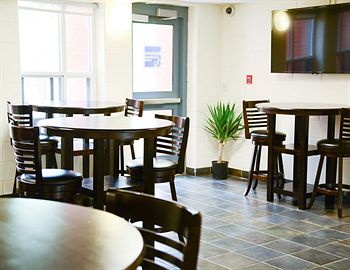 Imagen de los interiores del Hotel Residence and Conference Centre - Welland. Foto 8