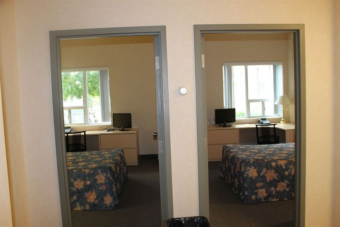 Imagen de los interiores del Hotel Residence and Conference Centre - Windsor. Foto 15