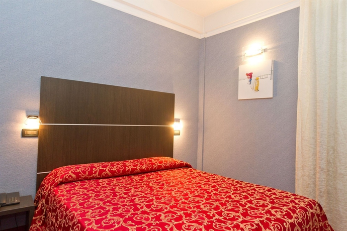 Imagen de la habitación del Hotel Residence and Suites. Foto 4