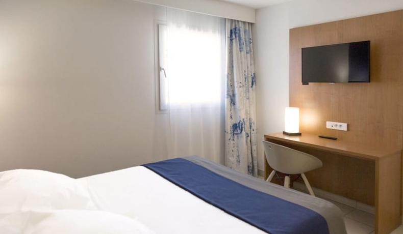 Imagen de la habitación del Hotel Residence de Tourisme Ajaccio Amirauté. Foto 8