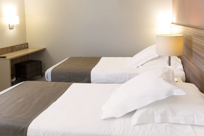 Imagen de la habitación del Hotel Residence de Tourisme Ajaccio Amirauté. Foto 11