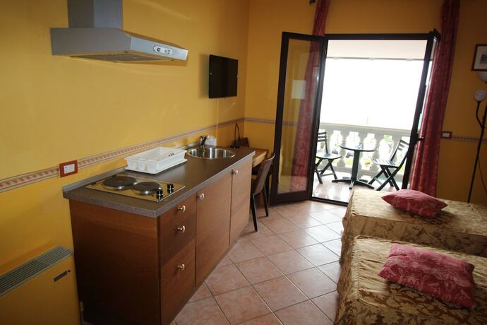 Imagen de la habitación del Hotel Residence del Prado. Foto 17