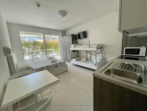 Imagen de la habitación del Hotel Residence i Diamanti, Cervia. Foto 11