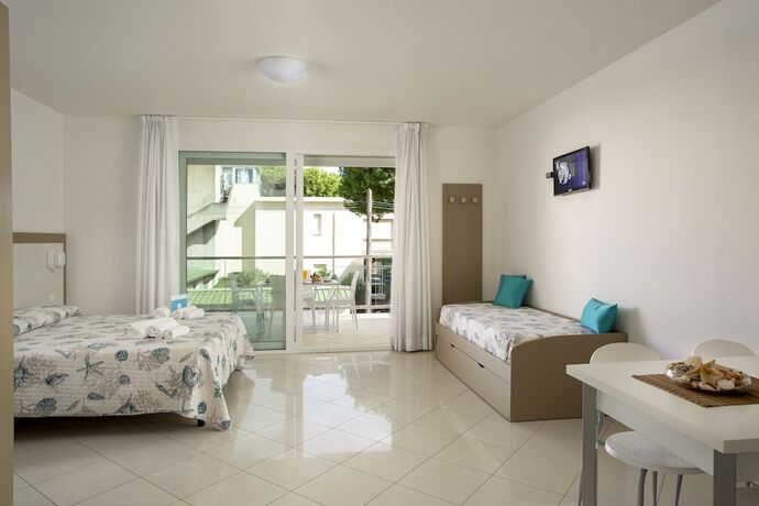 Imagen de la habitación del Hotel Residence i Diamanti, Cervia. Foto 12