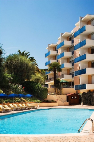 Imagen de la piscina del Hotel Residence les Agapanthes. Foto 5