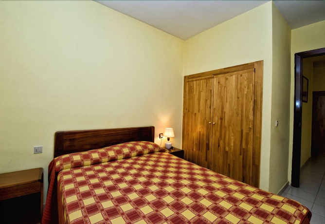 Imagen de la habitación del Hotel Residencia Daina. Foto 10