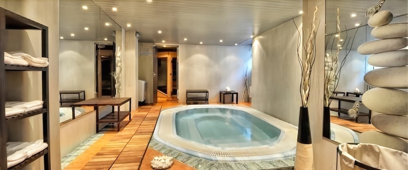 Imagen de la piscina del Hotel Residencia Daina. Foto 18