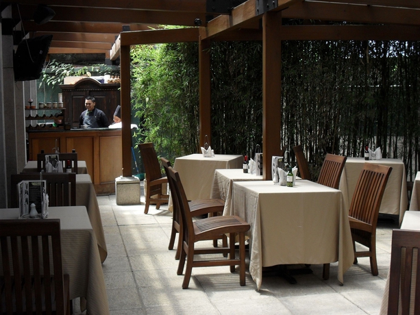 Imagen del bar/restaurante del Hotel Residencia Del Sol. Foto 3