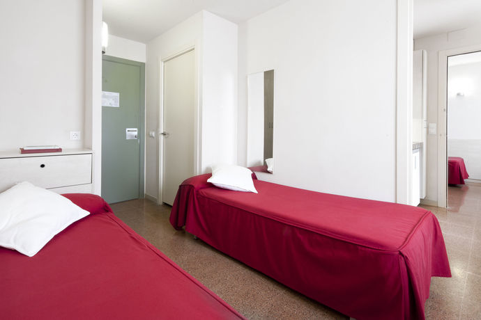 Imagen de la habitación del Hotel Residencia Manuel Agud Querol. Foto 4