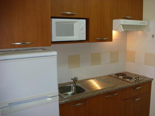 Imagen de la habitación del Hotel Residencia Santa Marta. Foto 5