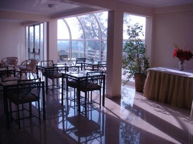 Imagen de los interiores del Hotel Residencia Santa Marta. Foto 9
