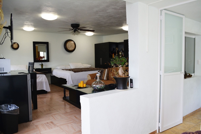 Imagen de la habitación del Hotel Residencia Sof&iacute;a. Foto 8