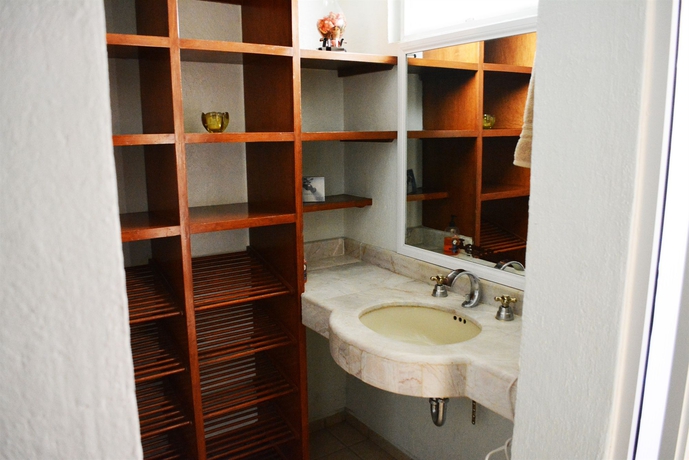 Imagen de la habitación del Hotel Residencia Sof&iacute;a. Foto 13
