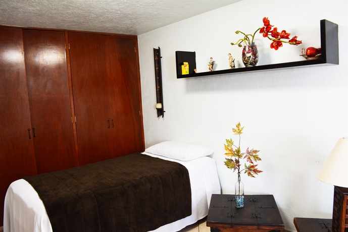 Imagen de la habitación del Hotel Residencia Sof&iacute;a. Foto 15