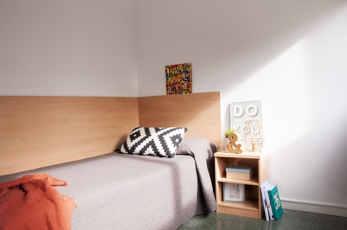 Imagen de la habitación del Hotel Residencia Tom&aacute;s Alfaro Fournier - Centro Adscrito a la REAJ - Campus Accommodation. Foto 3