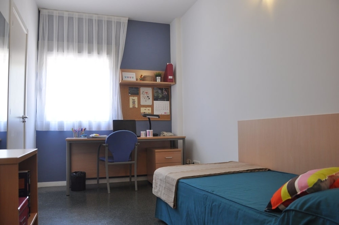 Imagen de la habitación del Hotel Residencia Tom&aacute;s Alfaro Fournier - Centro Adscrito a la REAJ - Campus Accommodation. Foto 6