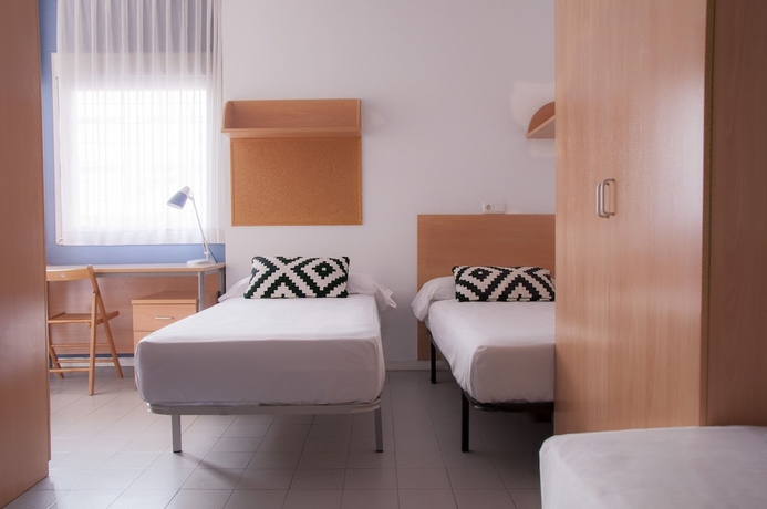 Imagen de la habitación del Hotel Residencia Tom&aacute;s Alfaro Fournier - Centro Adscrito a la REAJ - Campus Accommodation. Foto 7