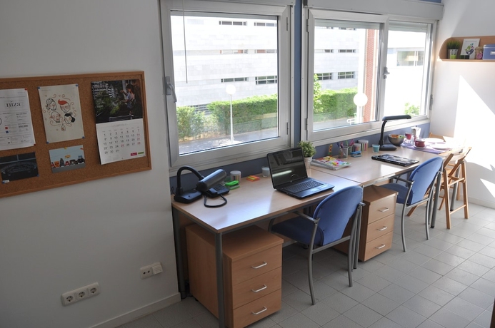 Imagen de la habitación del Hotel Residencia Tom&aacute;s Alfaro Fournier - Centro Adscrito a la REAJ - Campus Accommodation. Foto 17