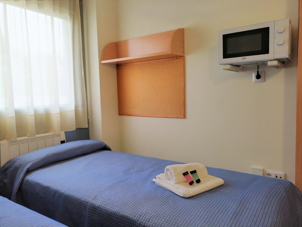 Imagen de la habitación del Hotel Residencia Universitaria As Burgas - Centro Adscrito a la REAJ - Campus Accommodation. Foto 3