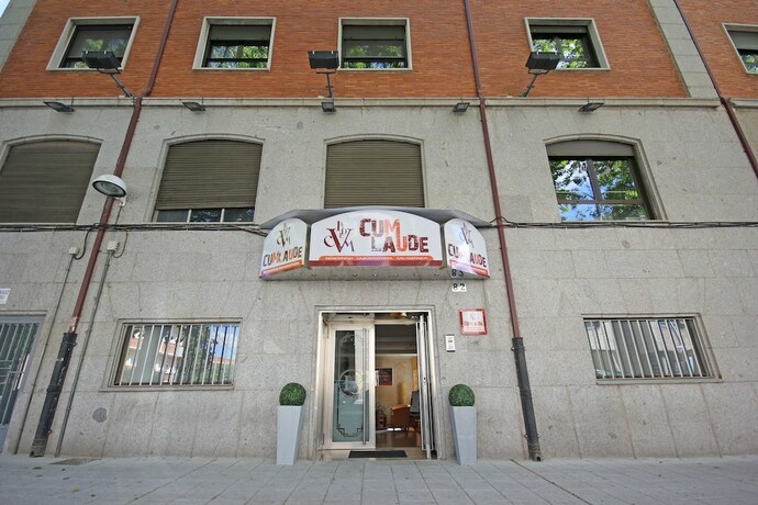Imagen general del Hotel Residencia Universitaria Cum Laude. Foto 10
