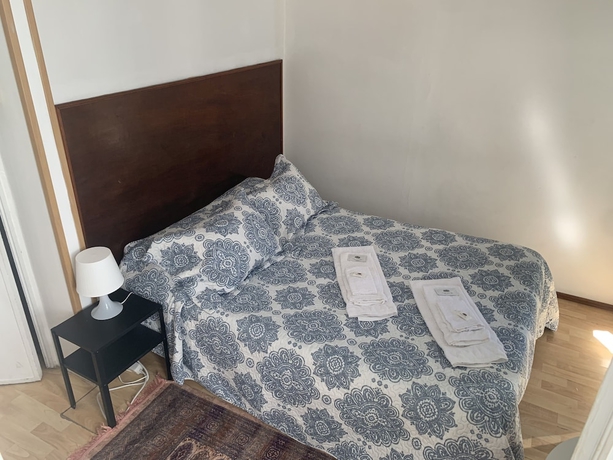 Imagen de la habitación del Hotel Residencia White Love. Foto 8