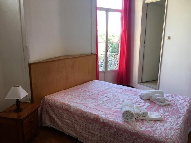 Imagen de la habitación del Hotel Residencia White Love. Foto 12