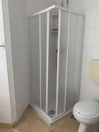 Imagen de la habitación del Hotel Residencia White Love. Foto 14