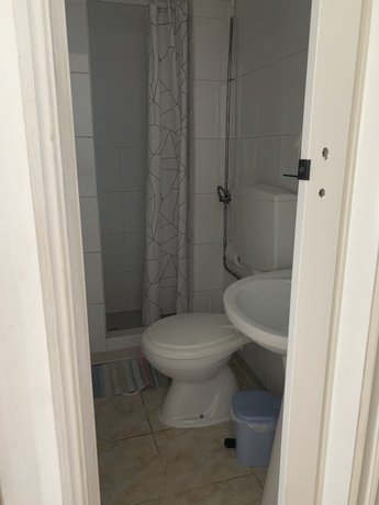 Imagen de la habitación del Hotel Residencia White Love. Foto 17