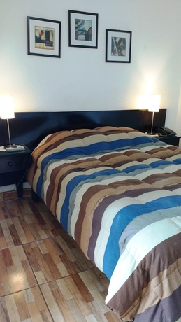 Imagen de la habitación del Hotel Residencial Carlos. Foto 4