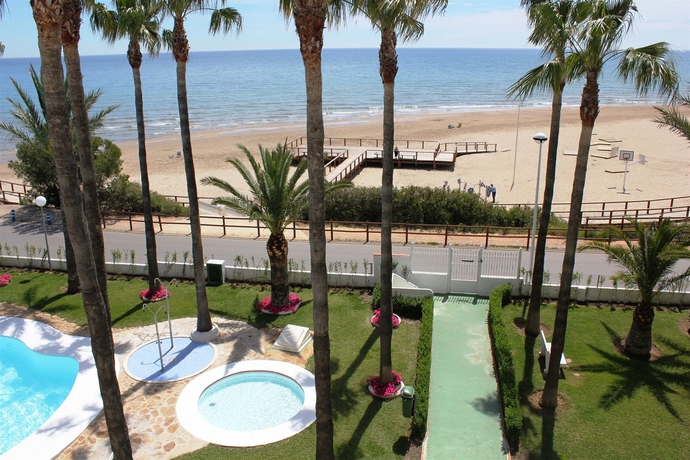 Imagen de la habitación del Hotel Residencial Casablanca Casa Azahar. Foto 6