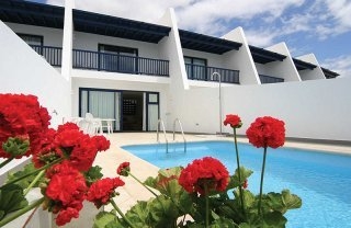 Imagen de la piscina del Hotel Residencial Cortijo Mar. Foto 6