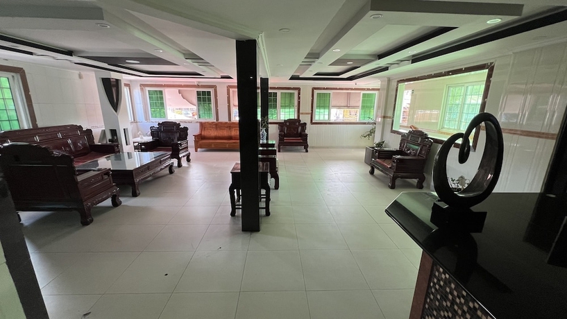 Imagen de los interiores del Hotel Residencial Cristina. Foto 12