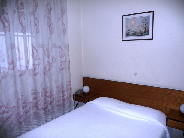 Imagen de la habitación del Hotel Residencial Dom Carlos. Foto 3