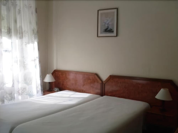 Imagen de la habitación del Hotel Residencial Dom Carlos. Foto 13