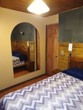 Imagen de la habitación del Hotel Residencial Don Santiago. Foto 7