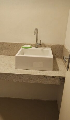 Imagen general del Hotel Residencial Don Vito. Foto 15